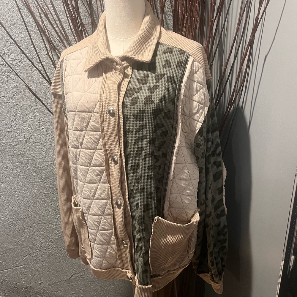 🌸POL LEOPARD PRINT PATCH WORK CARDIGAN SIZE LARG… - image 3